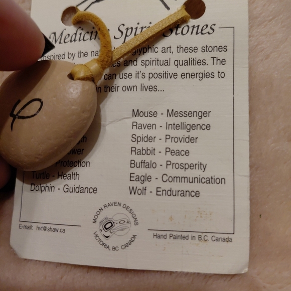 Medicine Spirit Stones Pendant with Black and Red Turtle Design - Picture 5 of 5